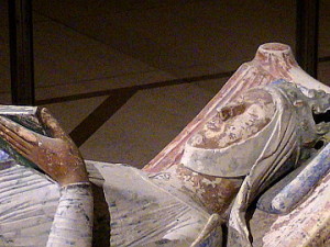 1024px-Church_of_Fontevraud_Abbey_Eleanor_of_Aquitaine_effigy